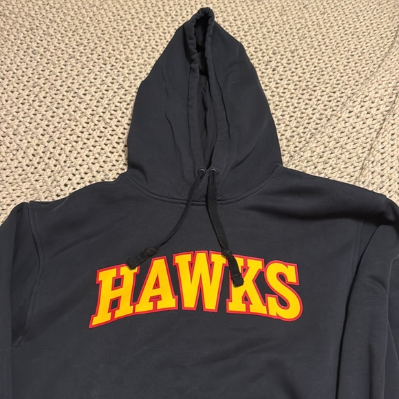 Atlanta Hawks NBA Jordan Sweatshirt - Picture 2 of 5
